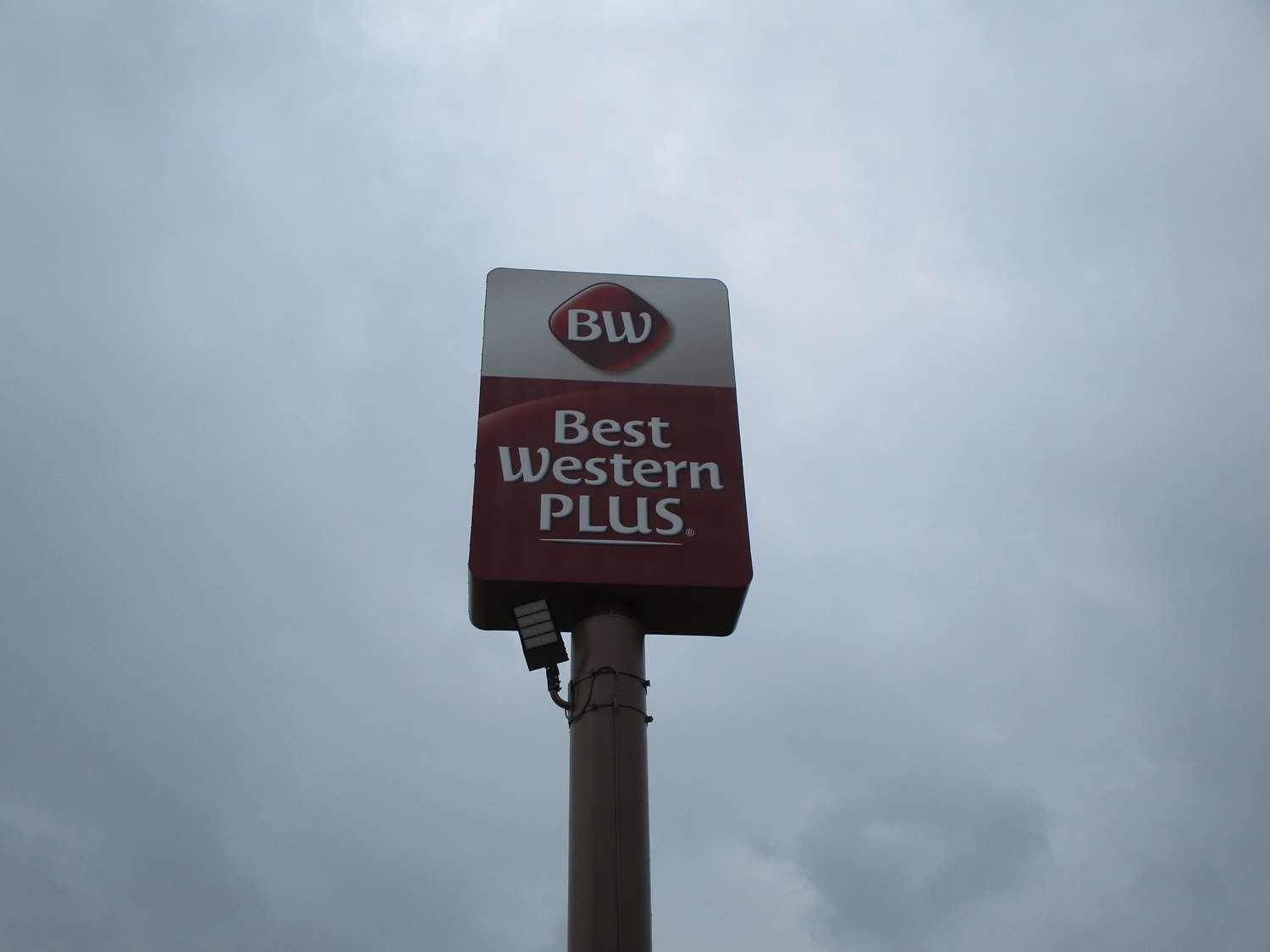 Comfort Inn Dallas North Love Field Airport Bagian luar foto