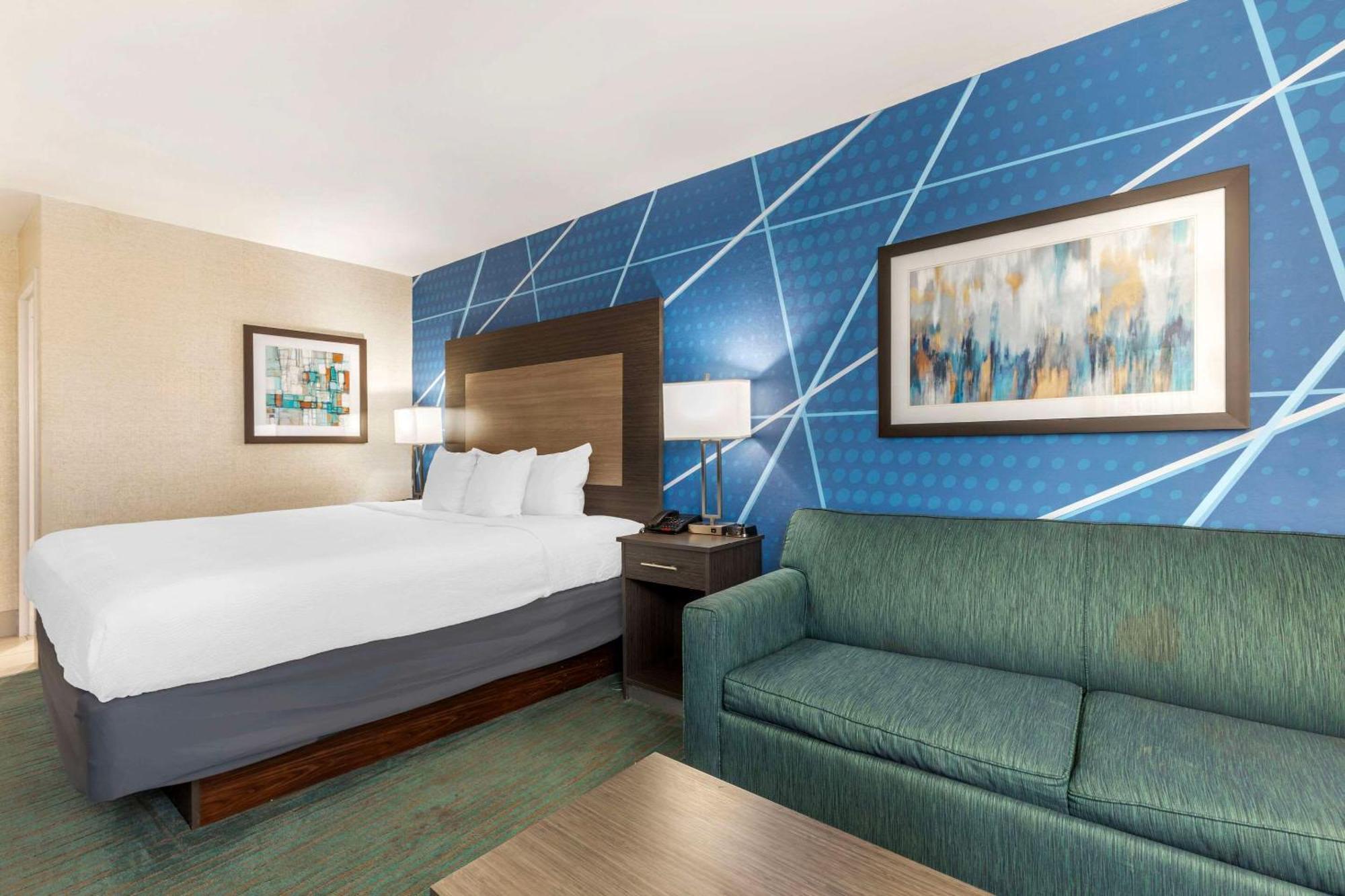 Comfort Inn Dallas North Love Field Airport Bagian luar foto