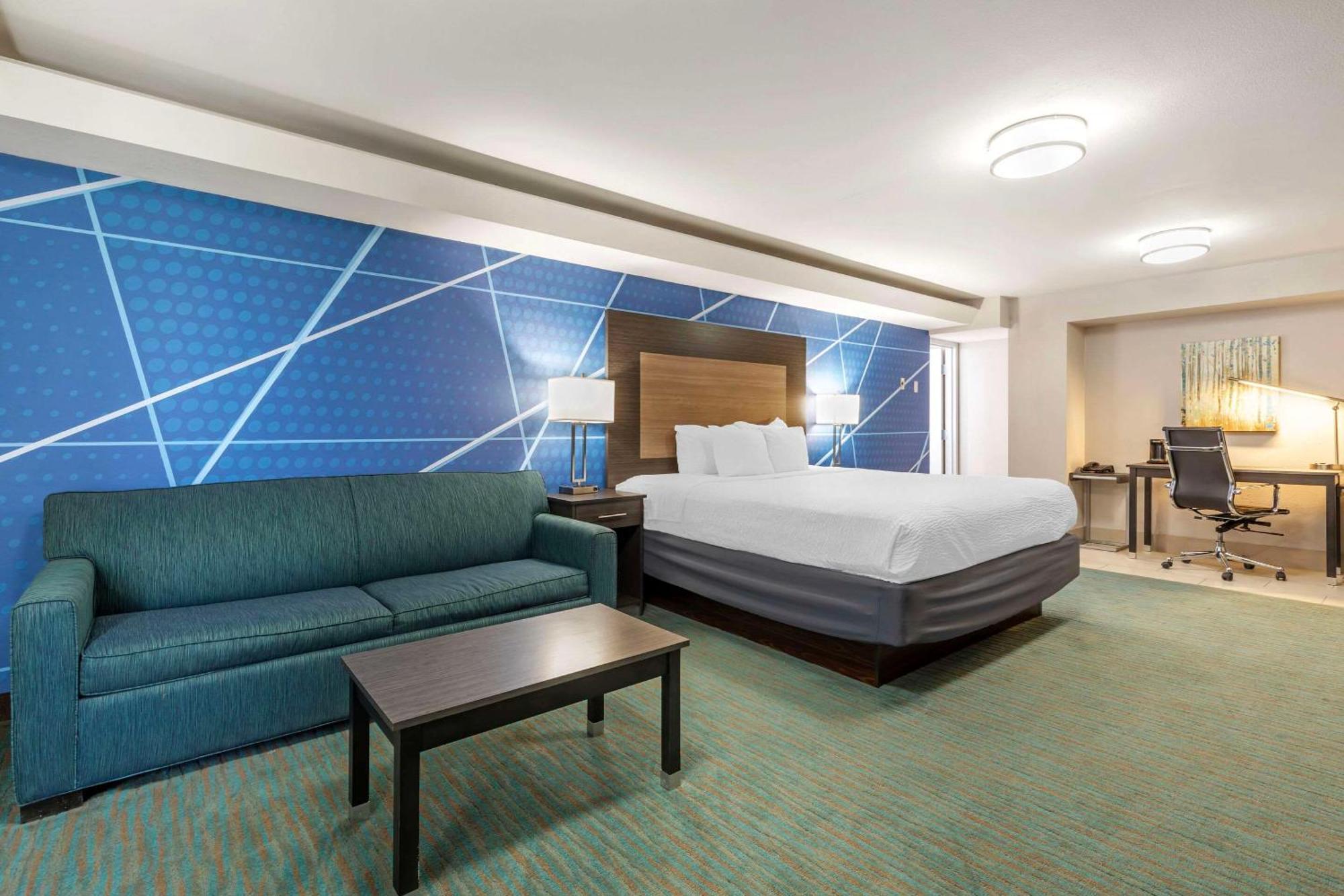 Comfort Inn Dallas North Love Field Airport Bagian luar foto