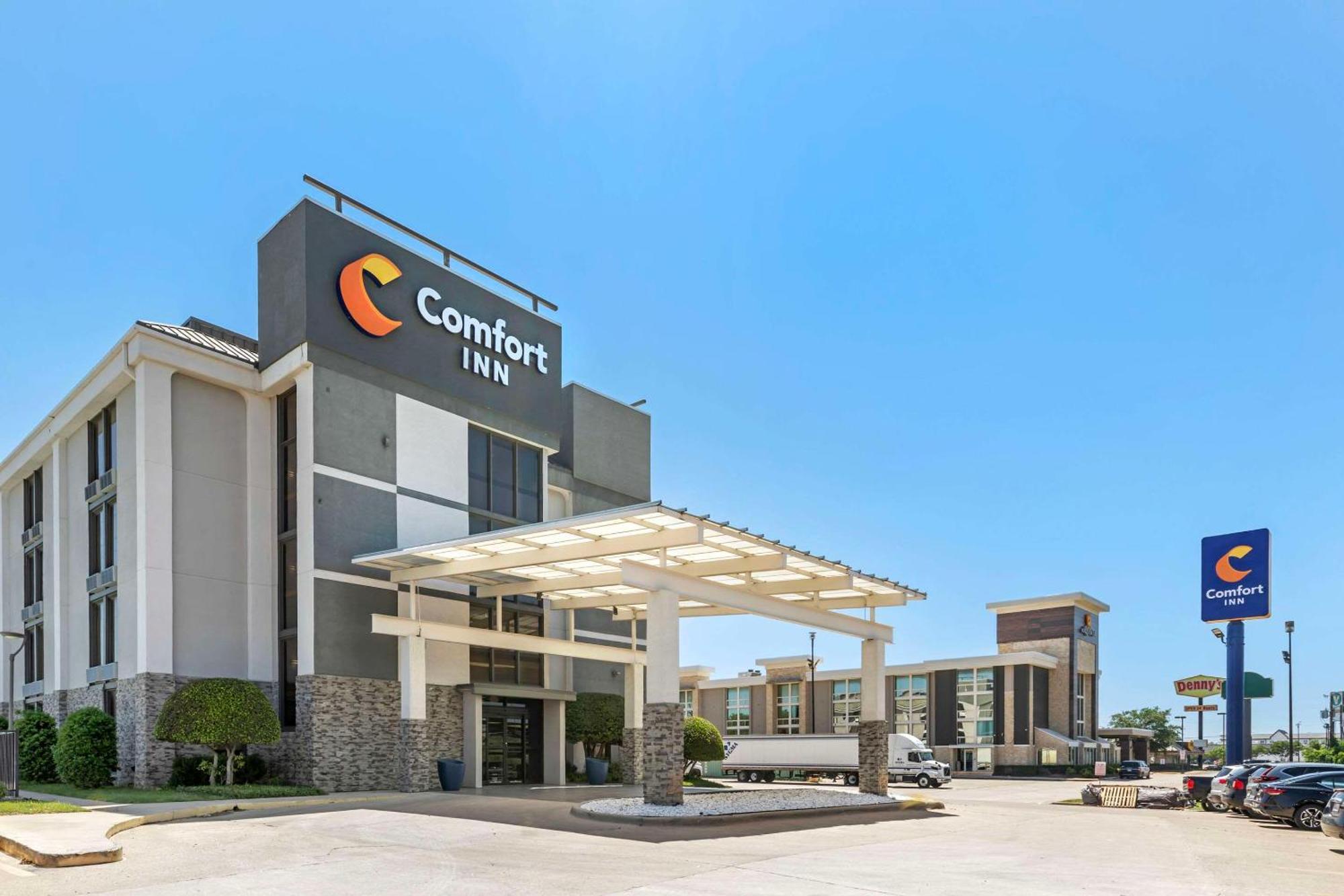 Comfort Inn Dallas North Love Field Airport Bagian luar foto